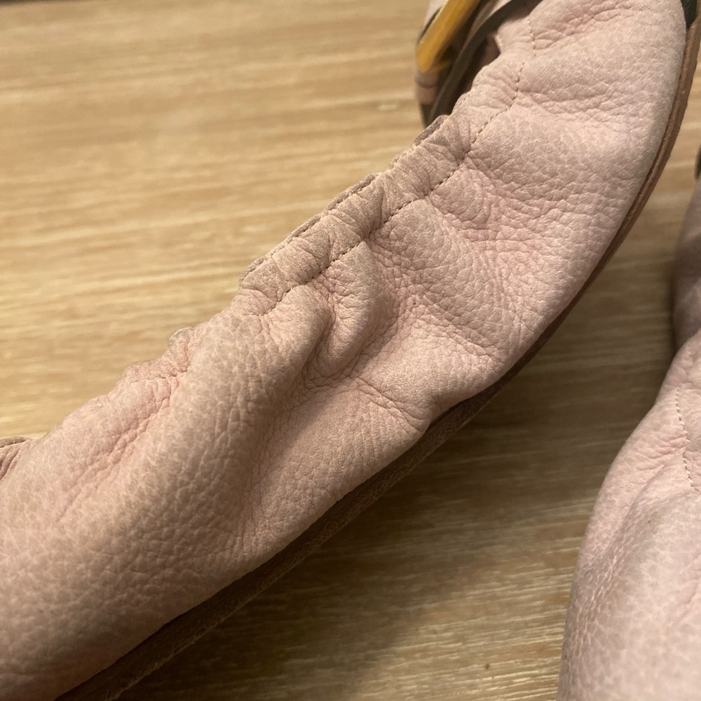 Burberry Women's LEATHER Taupe Buckle Flats! Gorgeous! - Picture 8 of 9